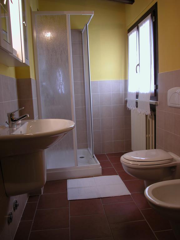 Agriturismo Casa Garello Salice Terme Δωμάτιο φωτογραφία